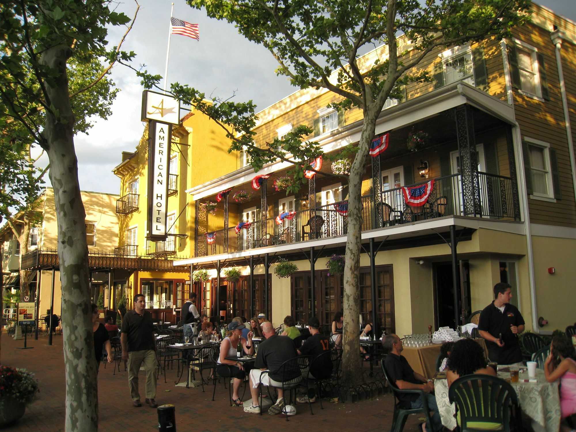 American Hotel Freehold Luaran gambar